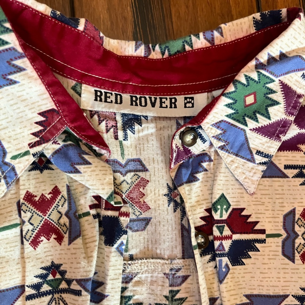 Women’s Aztec Button down - Picture 3 of 3